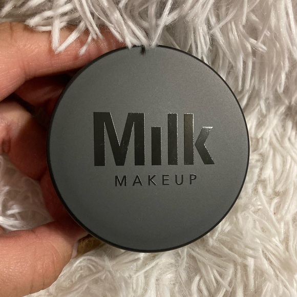 MILK - Setting Powder - Picture 4 of 10